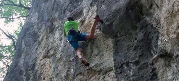 Grega Verbučv smeri Pune bombe v ovinek, 8a+